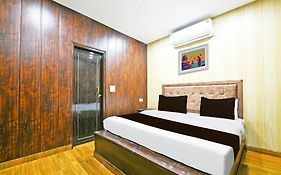 Hotel O By Oyo Lavish